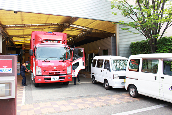 西宮市へハンドジェル5万本を出荷しました